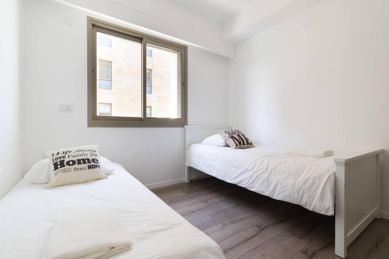 Stylish 2Br/Parking, View Over The Temple Mount Йерусалим Екстериор снимка